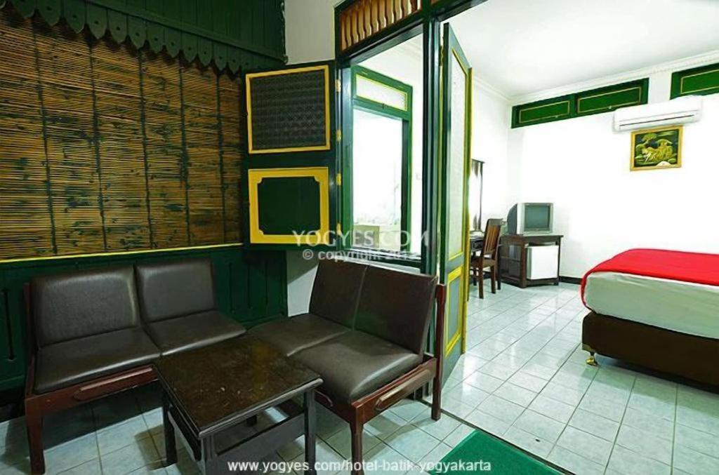 Hotel Batik Γιογκιακάρτα Εξωτερικό φωτογραφία