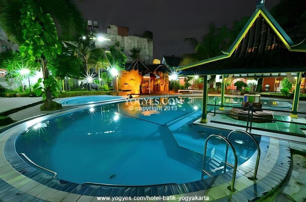 Hotel Batik Γιογκιακάρτα Εξωτερικό φωτογραφία