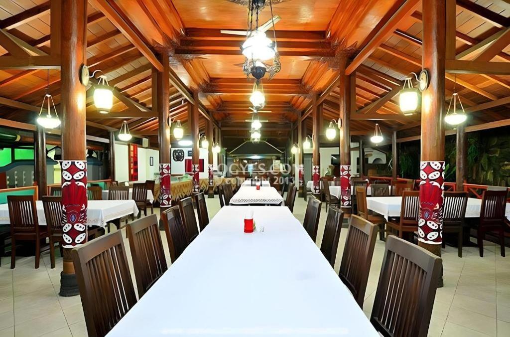 Hotel Batik Γιογκιακάρτα Εξωτερικό φωτογραφία