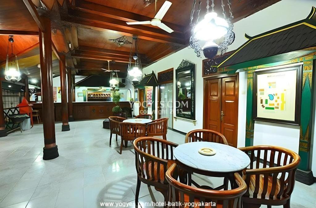 Hotel Batik Γιογκιακάρτα Εξωτερικό φωτογραφία