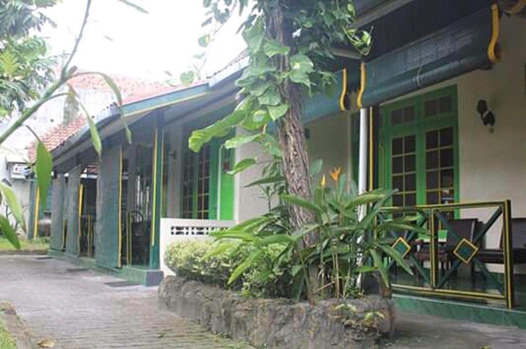 Hotel Batik Γιογκιακάρτα Εξωτερικό φωτογραφία