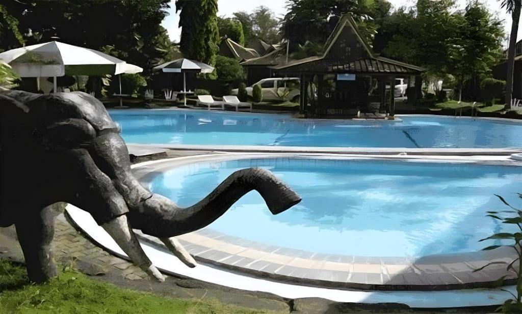 Hotel Batik Γιογκιακάρτα Εξωτερικό φωτογραφία